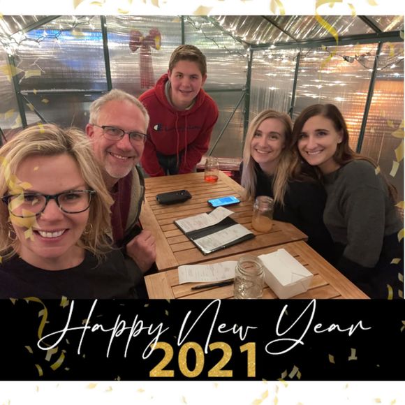 Profile Picture of Lisa Mcclain (@atcsqt) on Poshmark