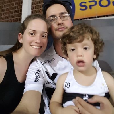 Profile Picture of David Espinola Roux (@largo7902) on Twitter