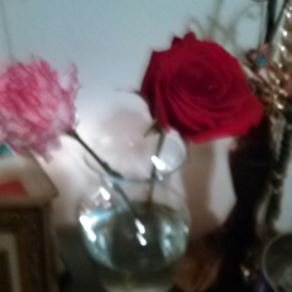 Profile Picture of Cassie Walker (@crwalker1981) on Poshmark