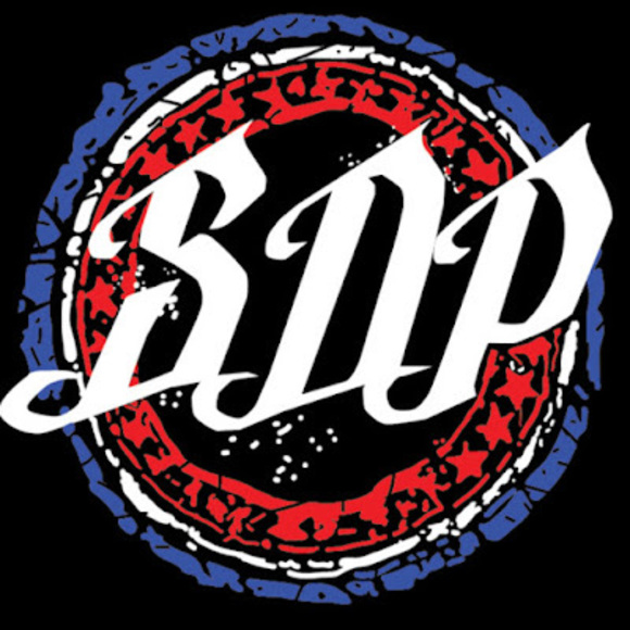 Profile Picture of Sdp (@seapetraitis4) on Poshmark