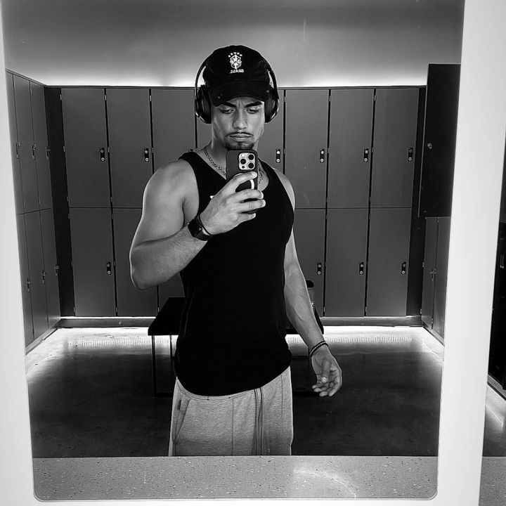 Profile Picture of Chris Silva (@chrisilva21) on Tiktok