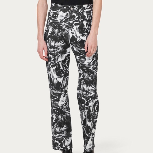 Profile Picture of Drew Ashby (@drewashby) on Poshmark