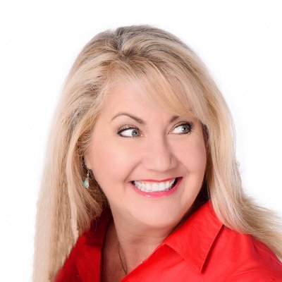 Profile Picture of Lisa Louise Cooke (@LisaCooke) on Twitter