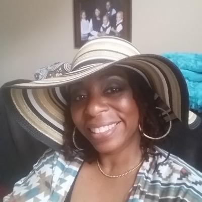 Profile Picture of Gwendolyn J Brown (@Splndid46) on Twitter