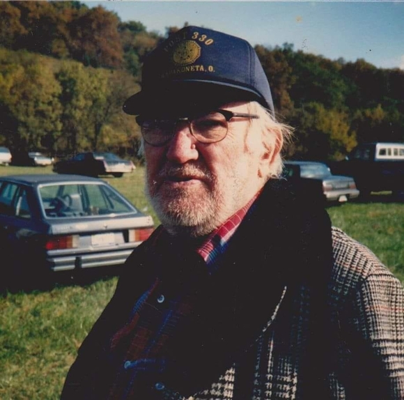 Profile Picture of Jeff Swygert (@jeffswygert) on Poshmark