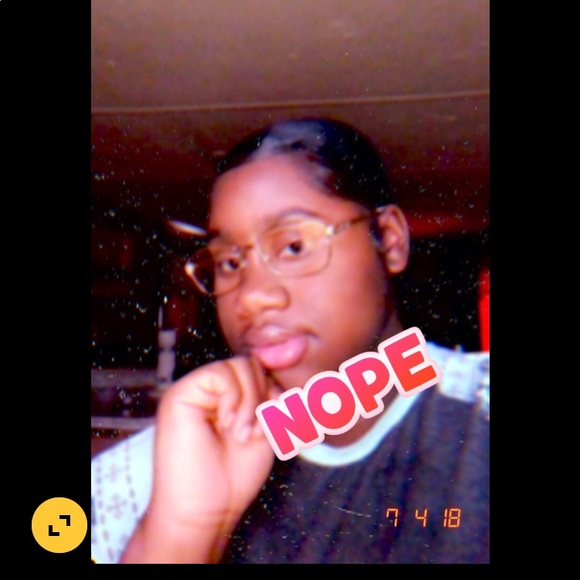 Profile Picture of Daranay Paddio (@daranayyy_) on Poshmark