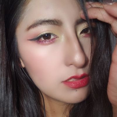 Profile Picture of @Claudia.cho (@Claudiacho14) on Twitter