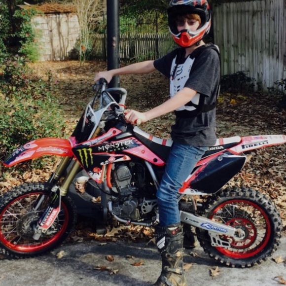 Profile Picture of Mason James (@masonja123) on Poshmark
