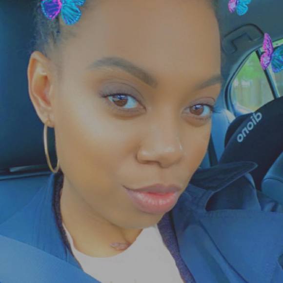 Profile Picture of Tia Proctor (@tia_proctor) on Poshmark