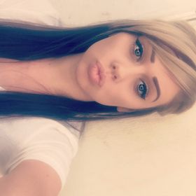 Profile Picture of Brianna Katona (@breekatona) on Pinterest