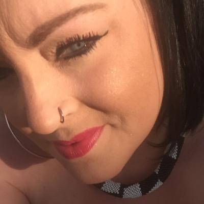 Stacey Wallis  ✌️ - Twitter Profile Picture of Stacey Wallis  ✌️ (@staceyw_82) on Twitter