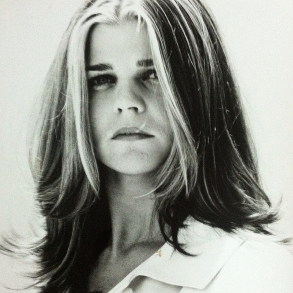 Profile Picture of Jamie Schaefer (@jls72) on Poshmark