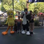 Profile Picture of Mrs.Lisa Pettibone💙💙💜💜 (@mrslizziebone) on Instagram