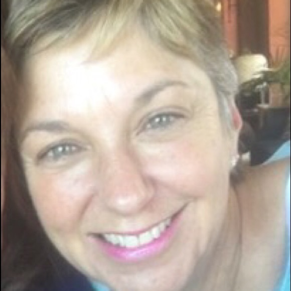 Margie Brochert - Poshmark Profile Picture of Margie Brochert (@brochettes) on Poshmark