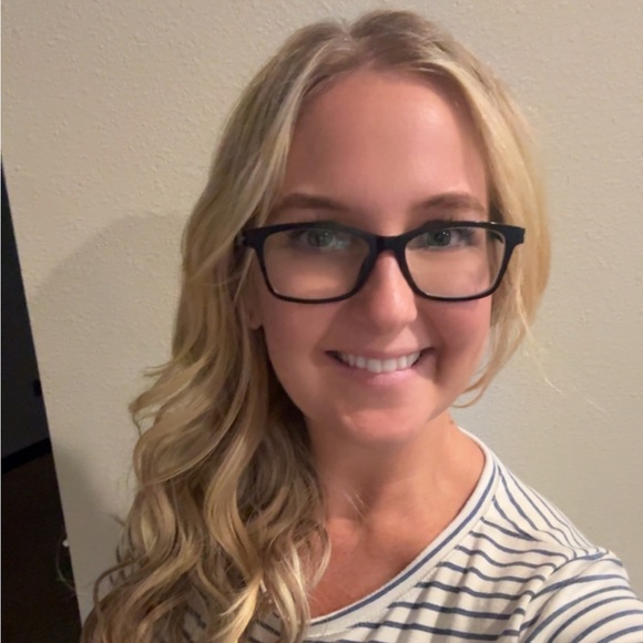 Profile Picture of Tina Schell (@tinaschell) on Poshmark