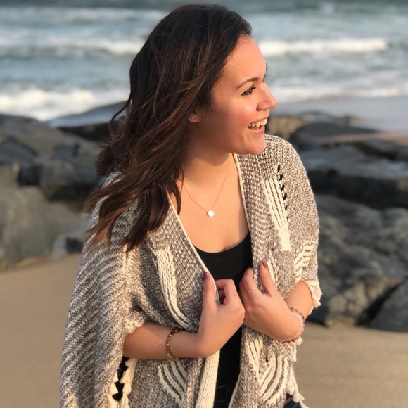 Profile Picture of Stephanie Guiler (@seg9641) on Poshmark