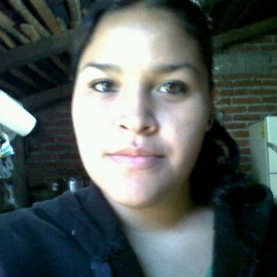 Profile Picture of Angie Alba (@angiealba3) on Twitter