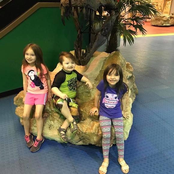 Roberto Triana - Poshmark Profile Picture of Roberto Triana (@luist436) on Poshmark