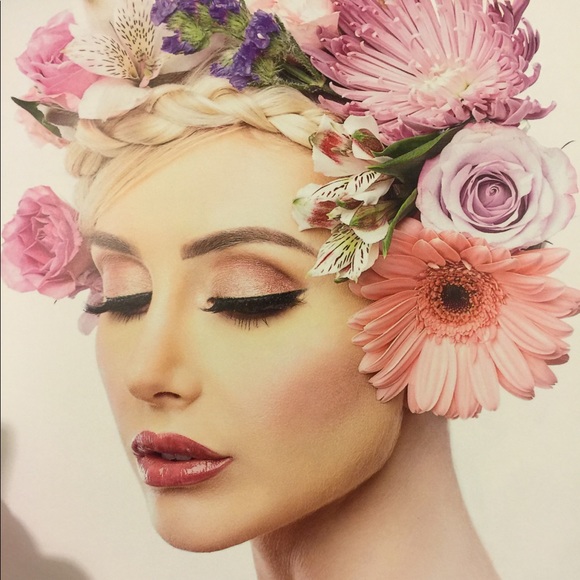 Profile Picture of Darcy Mckay (@darcykeyvani) on Poshmark