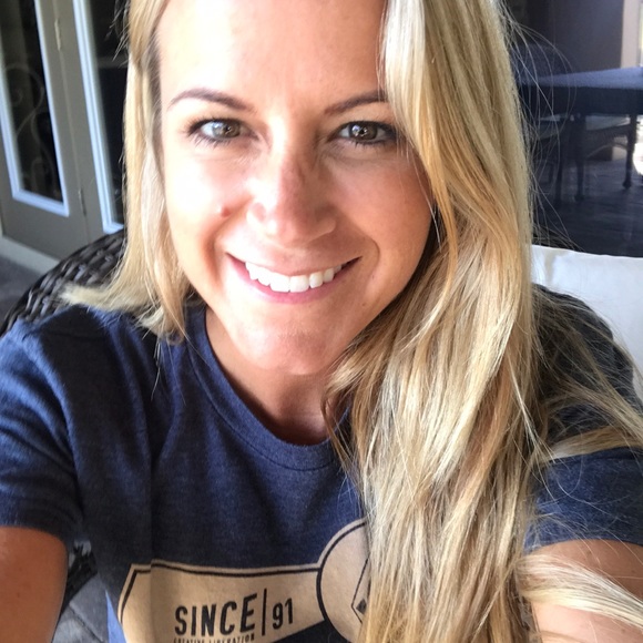 Profile Picture of Tracey Bolduc (@tbolduc69) on Poshmark