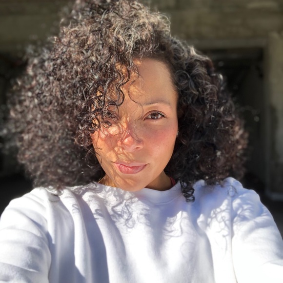 Papaola Menacho - Poshmark Profile Picture of Papaola Menacho (@paolamenacho3) on Poshmark