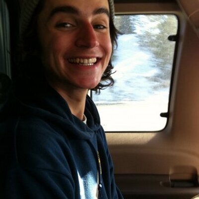 Profile Picture of Kevin Simcox (@thesmcx) on Twitter