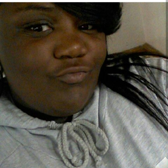 Profile Picture of Kyiesha Holiness (@kyieshah) on Poshmark