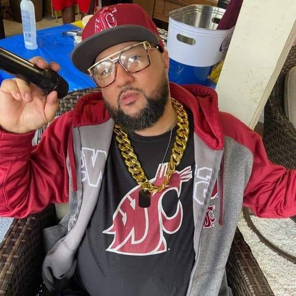 Profile Picture of Charles Lambert (@charleslambe921) on Poshmark