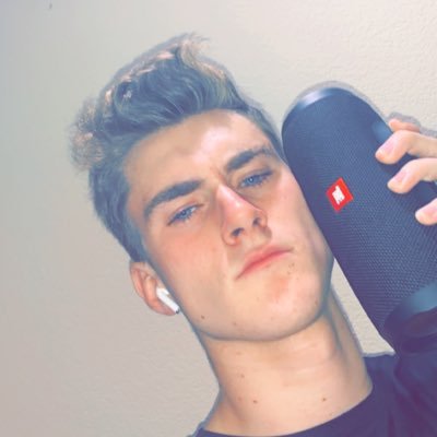 Profile Picture of Kyle Simpson (@KyleTheFlash20) on Twitter