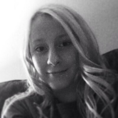 Profile Picture of Kelly Pariscoff (@kellyandabby) on Twitter