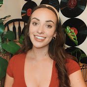Profile Picture of Alyssa Clay (@authoralyssaclay) on Youtube