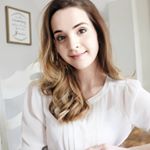 Profile Picture of Laurel Farrelly (@littlebitoflaurel) on Instagram