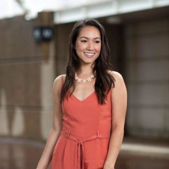 Profile Picture of Liz Orsag (@lizorsag) on Poshmark