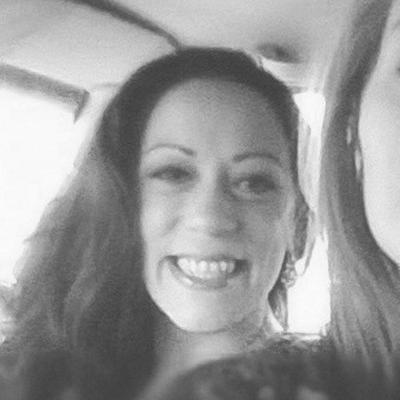 Profile Picture of Sheena Hansen (@Queen_of_me253) on Twitter