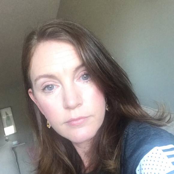 Profile Picture of Jennifer Curl (@jenncurl1) on Poshmark