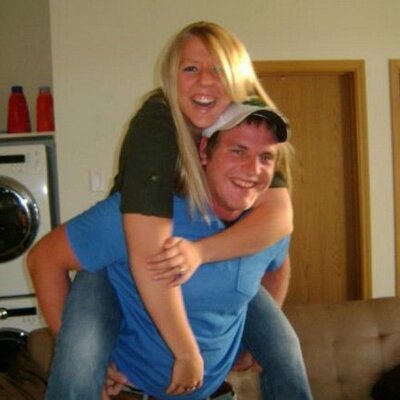 Profile Picture of Betsy Hansen (@BetsyLH) on Twitter