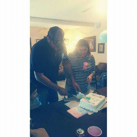 Profile Picture of Cassandra Sauceda (@cassi_xoo) on Poshmark