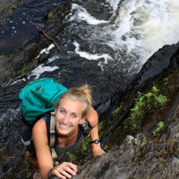 Profile Picture of Elaine Boonenberg (@lilboon) on Poshmark