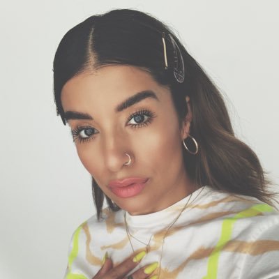 Profile Picture of Amanda Rodriguez (@1_900_mandita) on Twitter