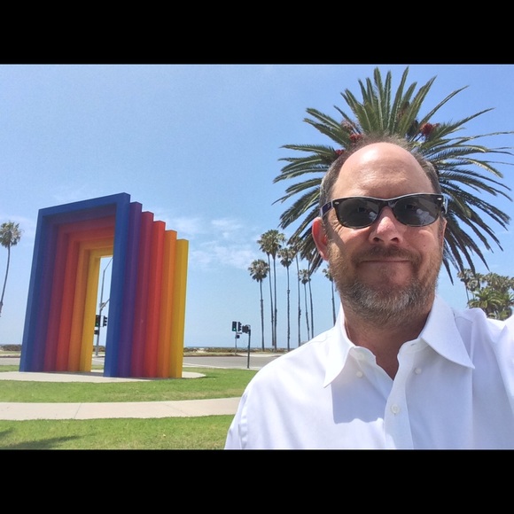 Profile Picture of Dan Wozniak (@danofilms) on Poshmark