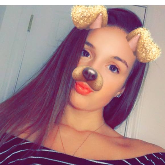 Profile Picture of Mckenzie Wilson (@mckenziewils146) on Poshmark