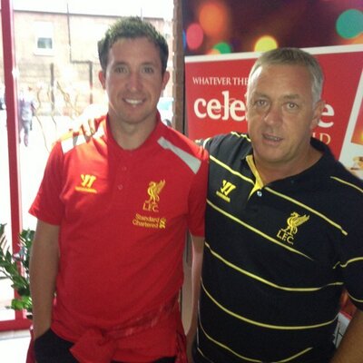 Profile Picture of Colin Groves (@colgroves) on Twitter