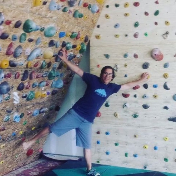 Profile Picture of Michael Paul (@mikeguimary) on Poshmark