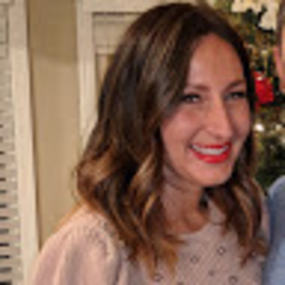 Profile Picture of Danielle Pollera (@dpollera) on Poshmark