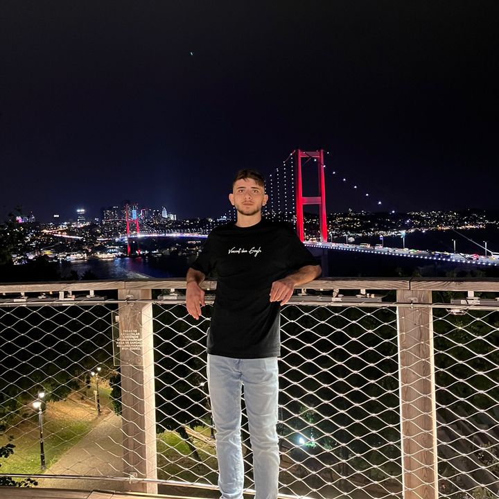 Profile Picture of Samwet (@samwet5) on Tiktok