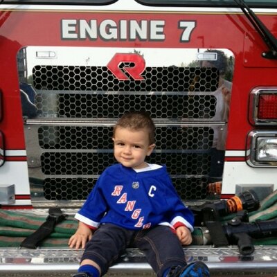 Profile Picture of Antonio Mazza (@antoniomazzaNYR) on Twitter