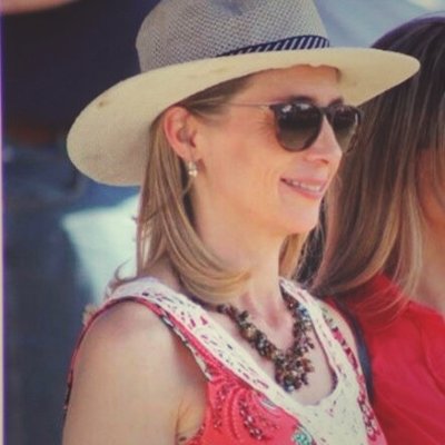 Profile Picture of Laura Castro Ramoson Twitter