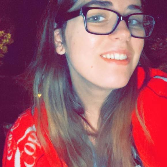Profile Picture of Ruth Watson (@rewatson1027) on Poshmark