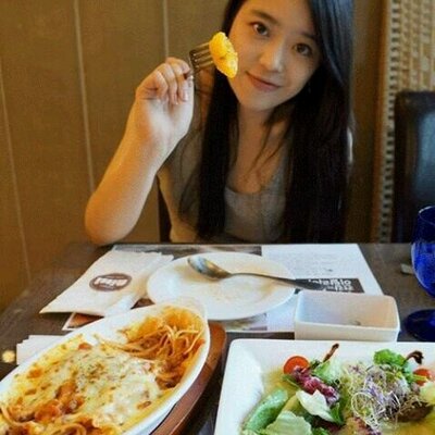 Profile Picture of Hwajin Lee (@HwajinJ) on Twitter