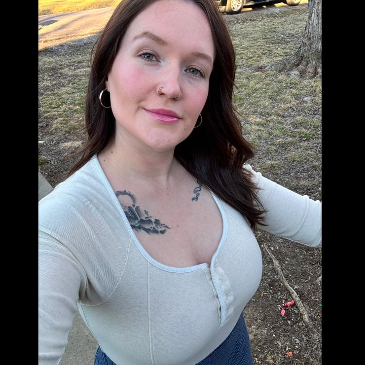 Profile Picture of Whitney🧚🏻❄️ (@whitneyabbott07) on Tiktok